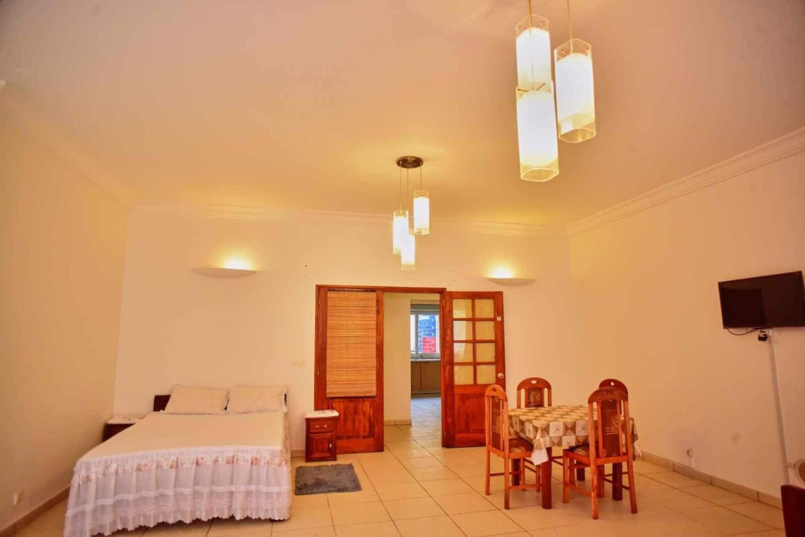 Sara Chambre D'Hotes Antananarivo Exterior photo